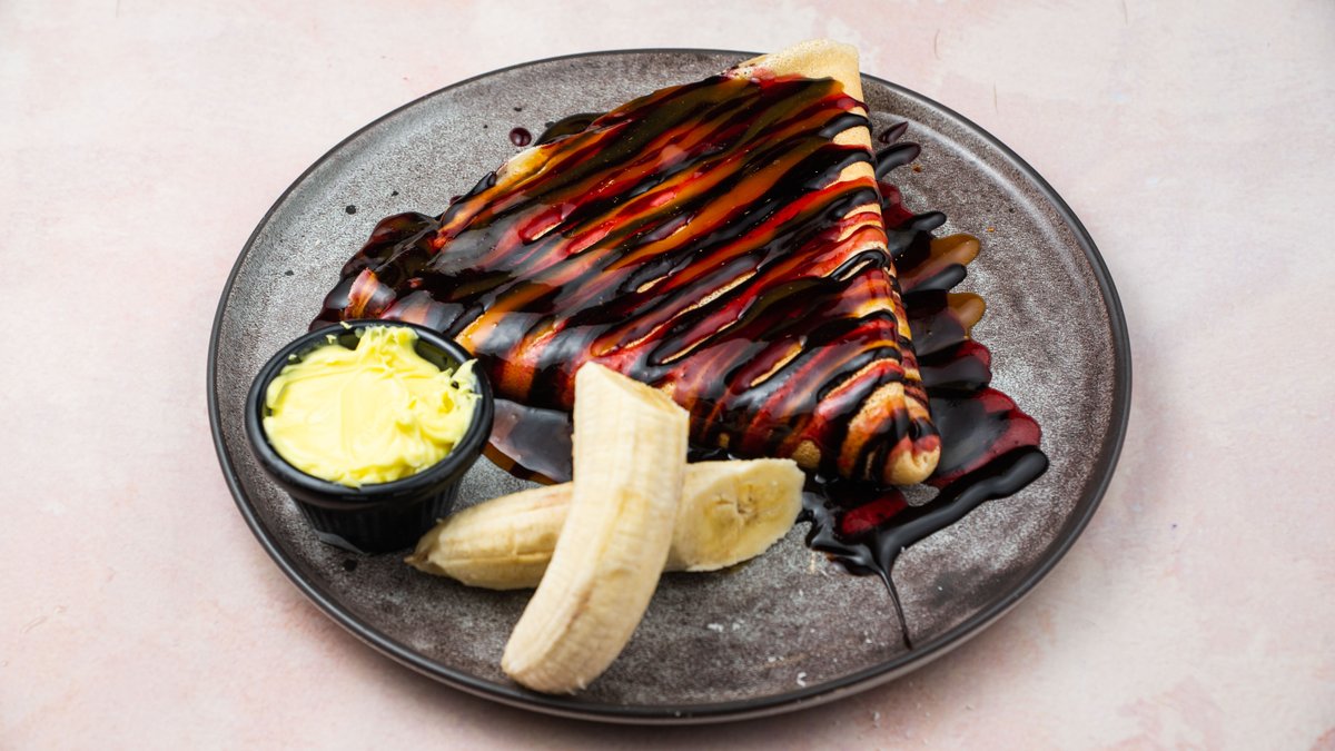 Banana split palačinka