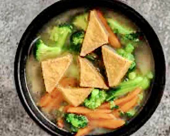 Vegetable with Tofu Soup