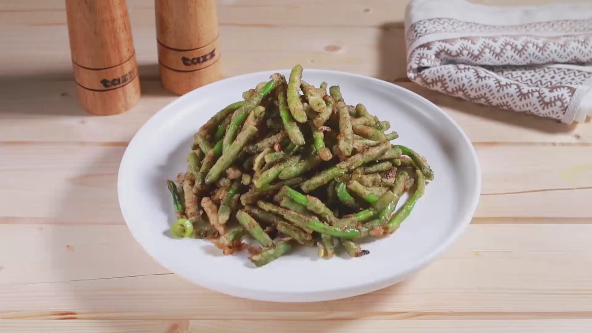 Fasole verde la wok cu ardei iute