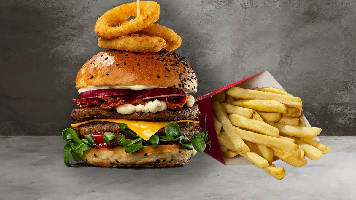 Monster Premium  burger választható krumplival
