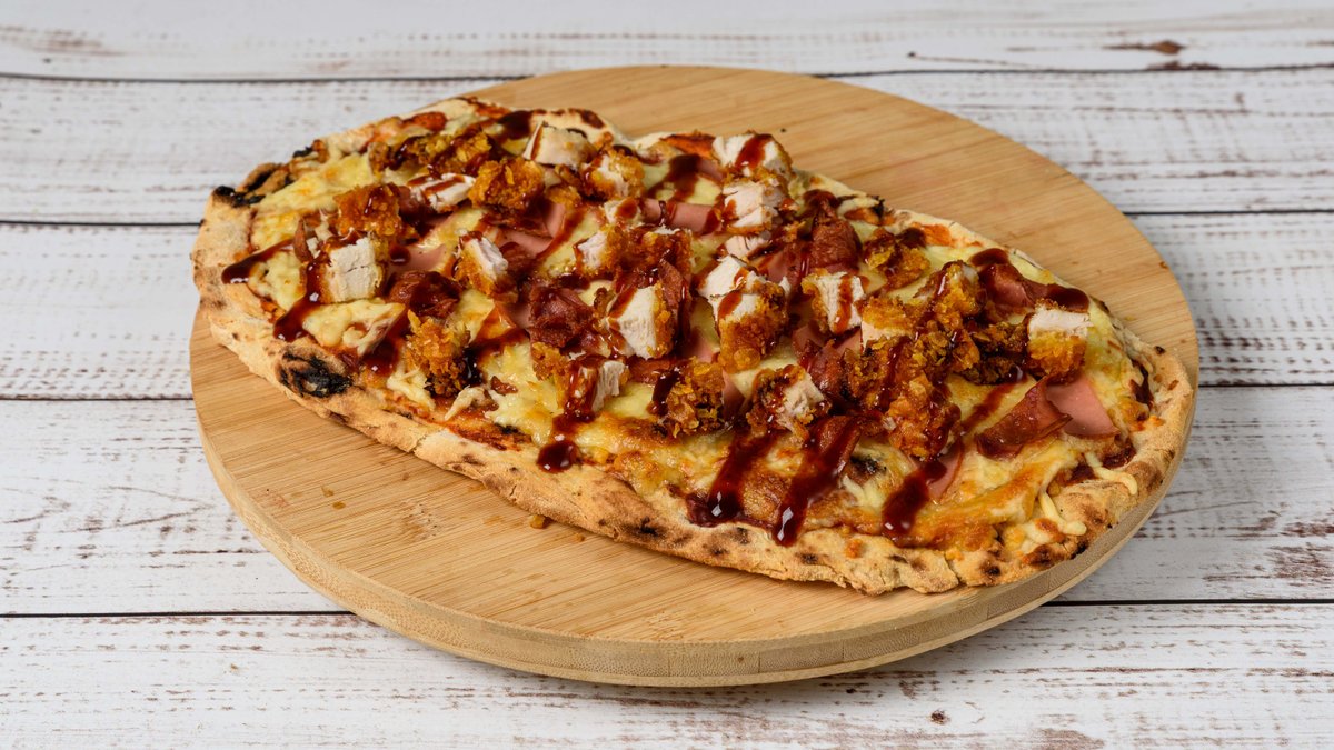 Pinsa Crunchy BBQ Deluxe