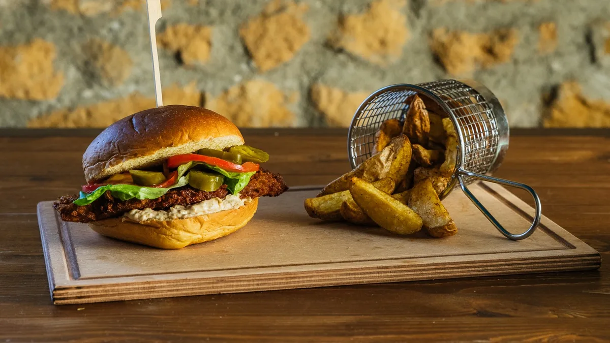 Chicken Cajun Burger