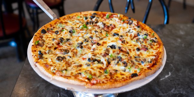 Bellacino's Pride Pizza