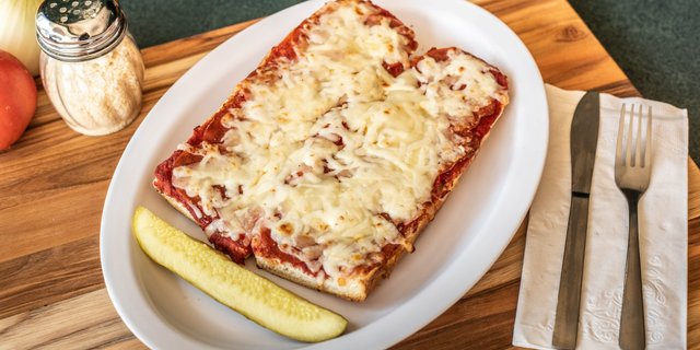Garlic Cheese Bread