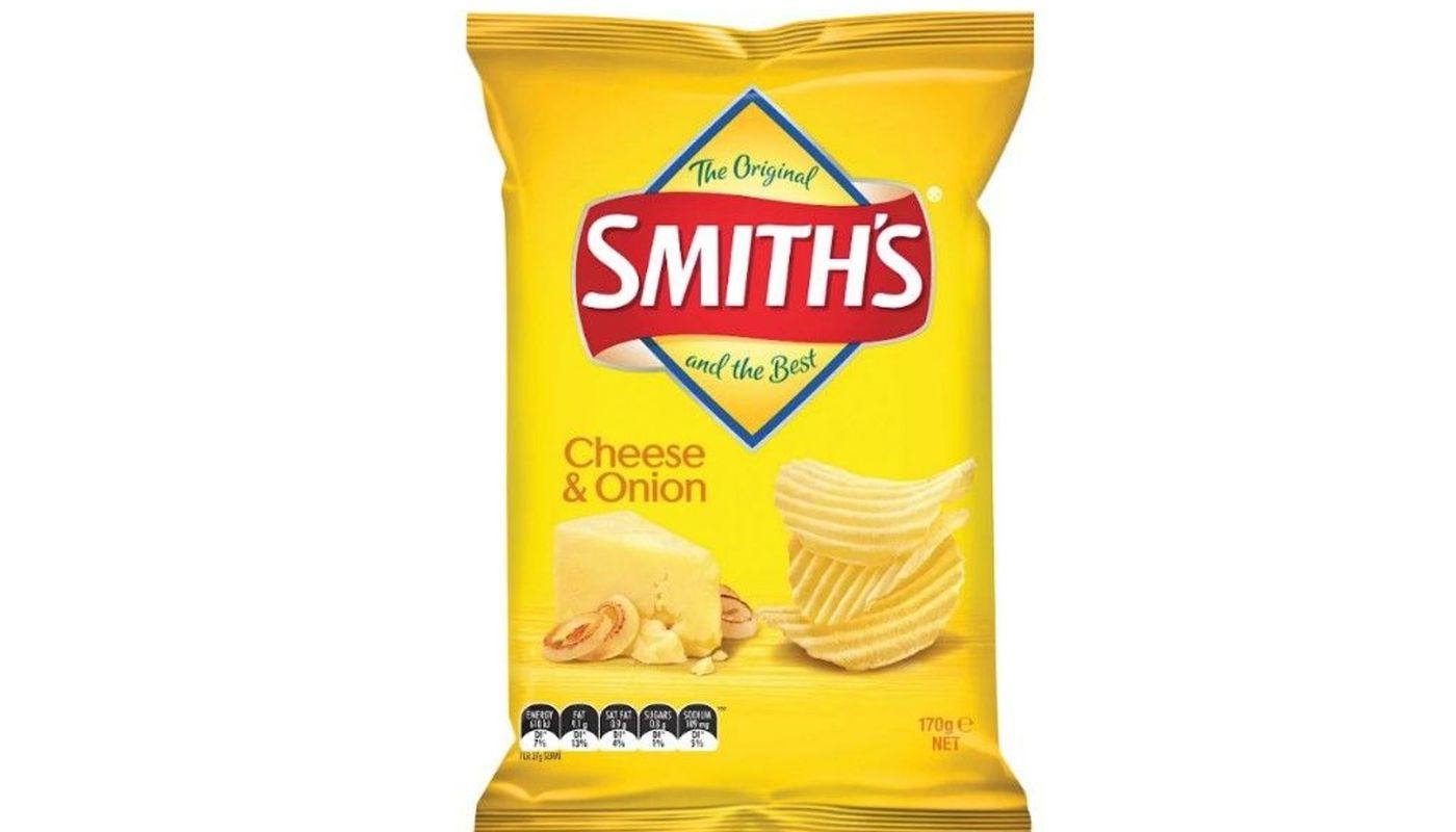 Smith's Crinkle Cut Chips Cheese And Onion 170g
