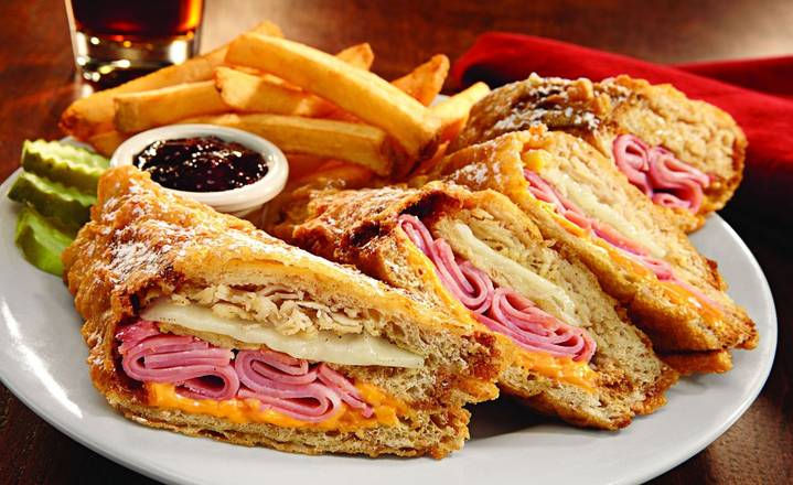 World Famous Monte Cristo 1/2 Sandwich