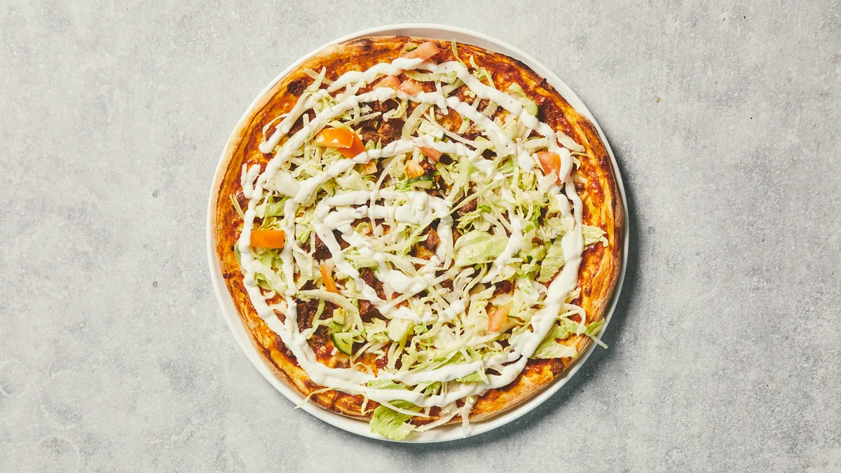 Salat Pizza Kødstrimler