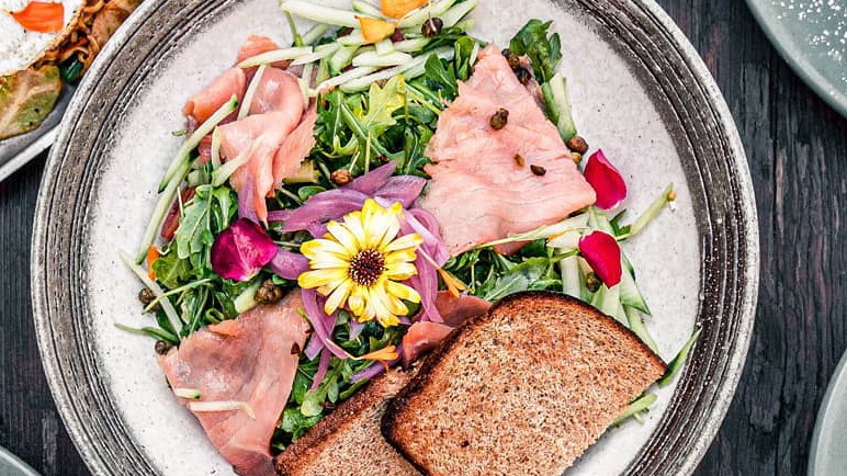 Norwegian Salad with Toast