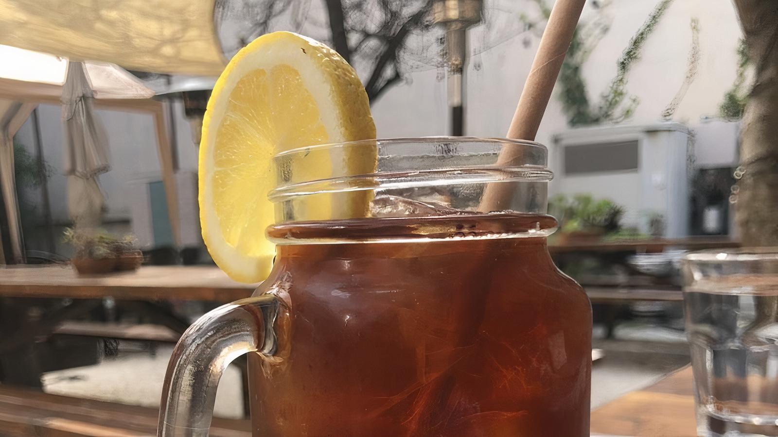 Passion fruit iced tea