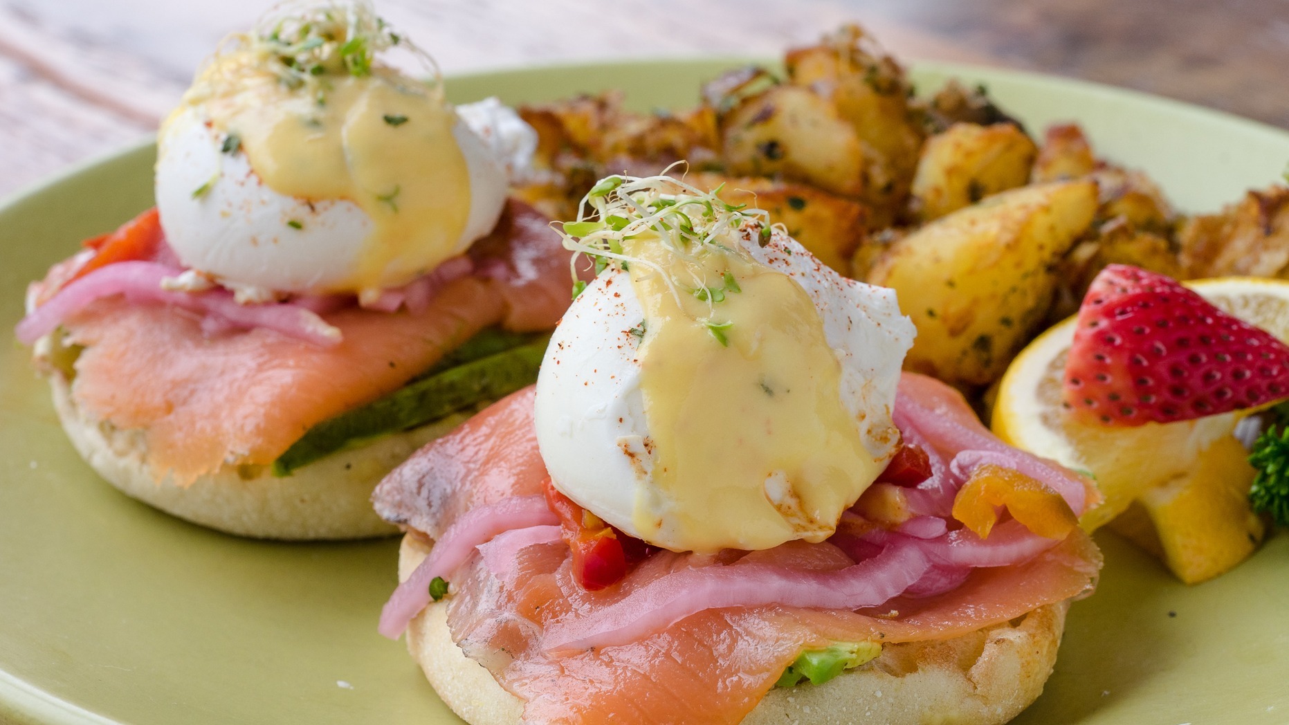 Salmon Benedict
