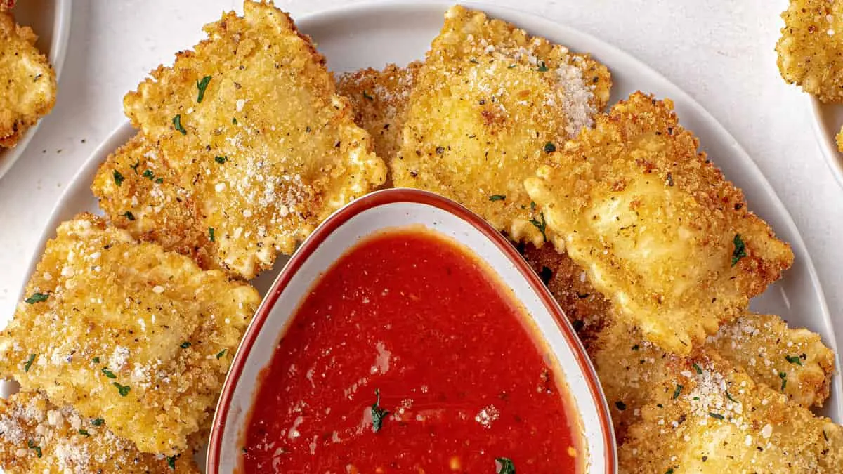 Fried Ravioli (10) W/ Marinara