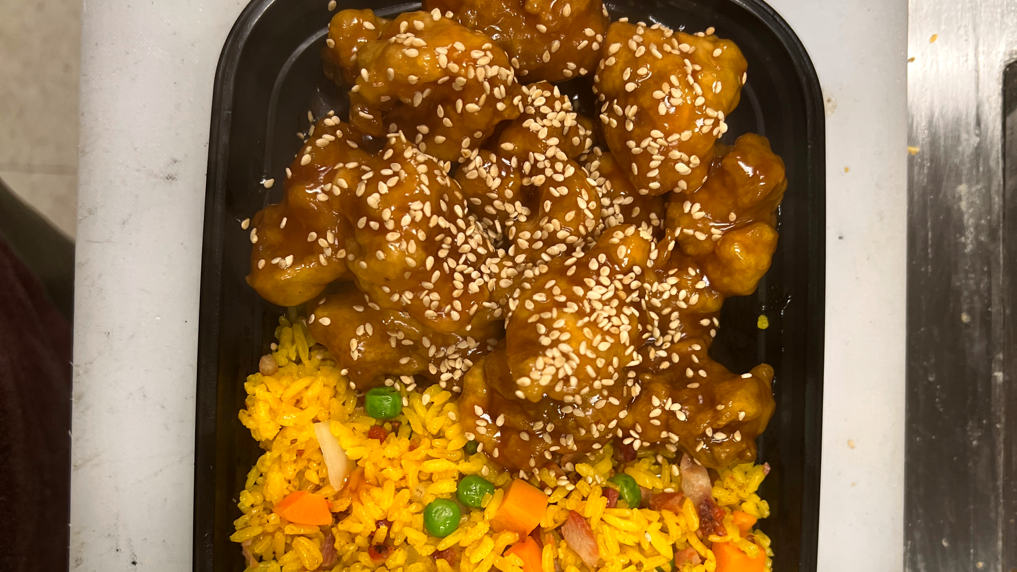 C10. Sesame Chicken芝麻鸡