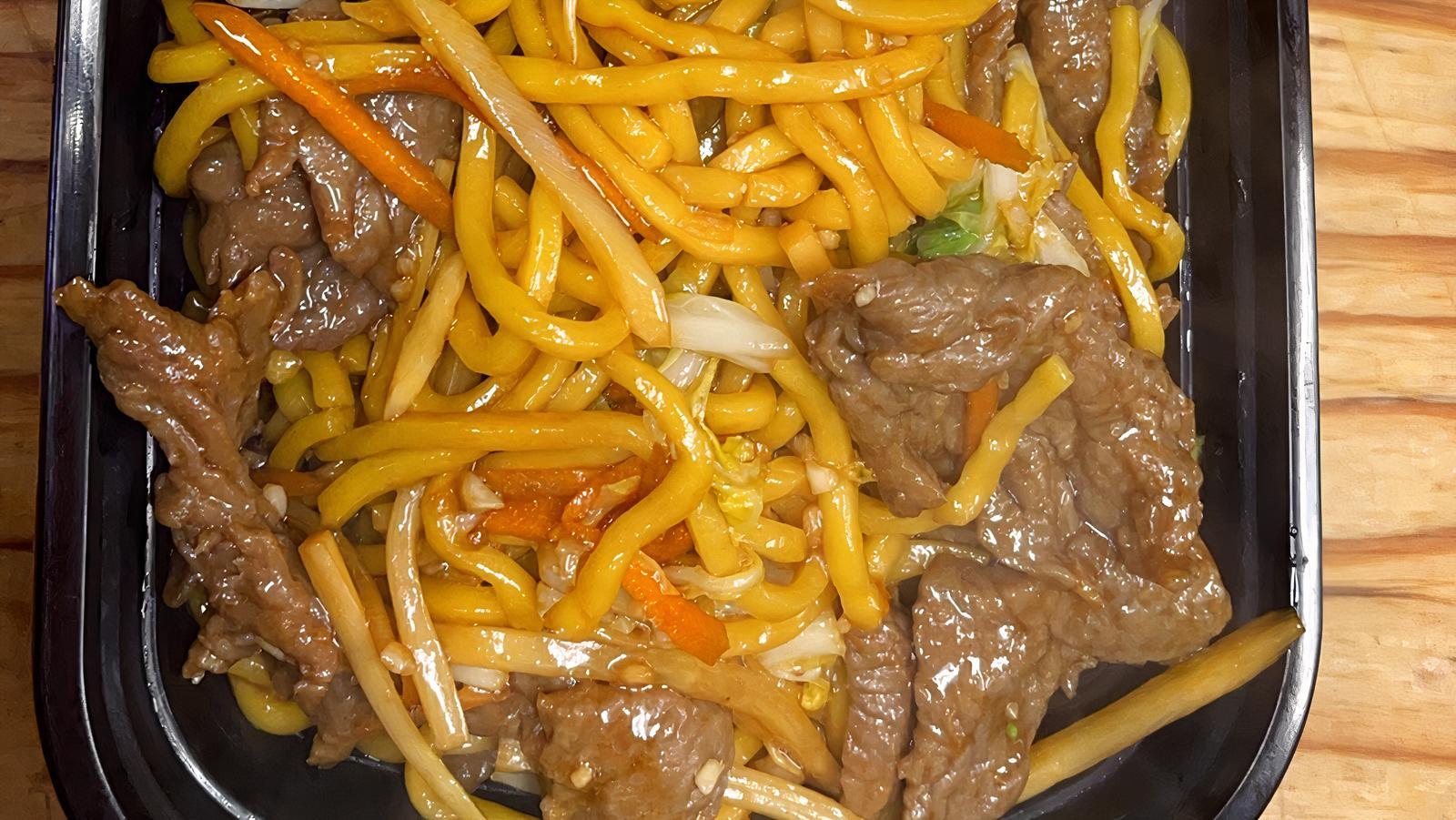 C12. Beef Lo Mein