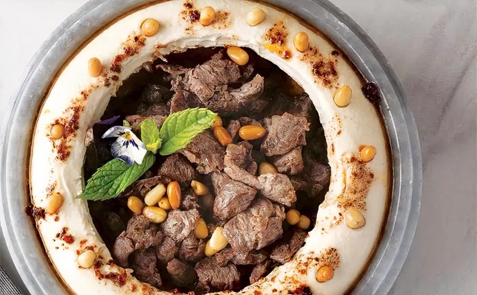 Hummus With Lamb Meat
