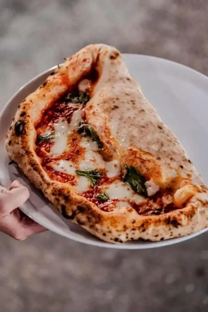 MEZZA MARGHERITA