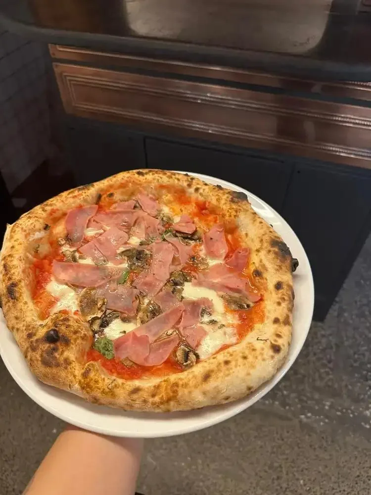 PIZZA CARMELA