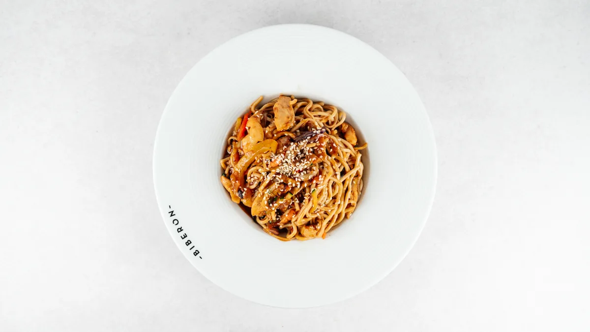 Wok piletina