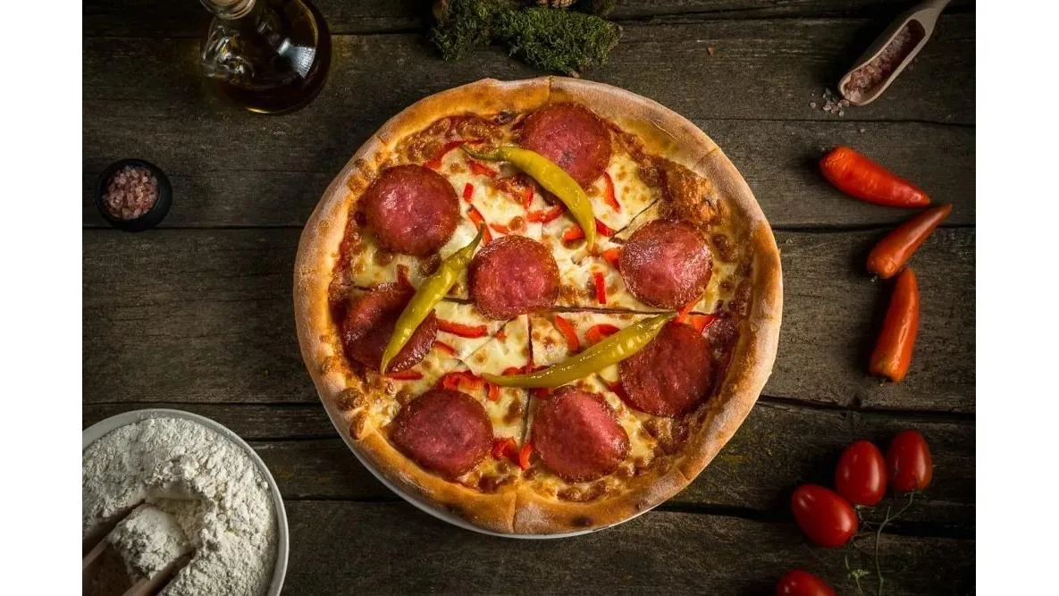 Pizza Diavolo mică