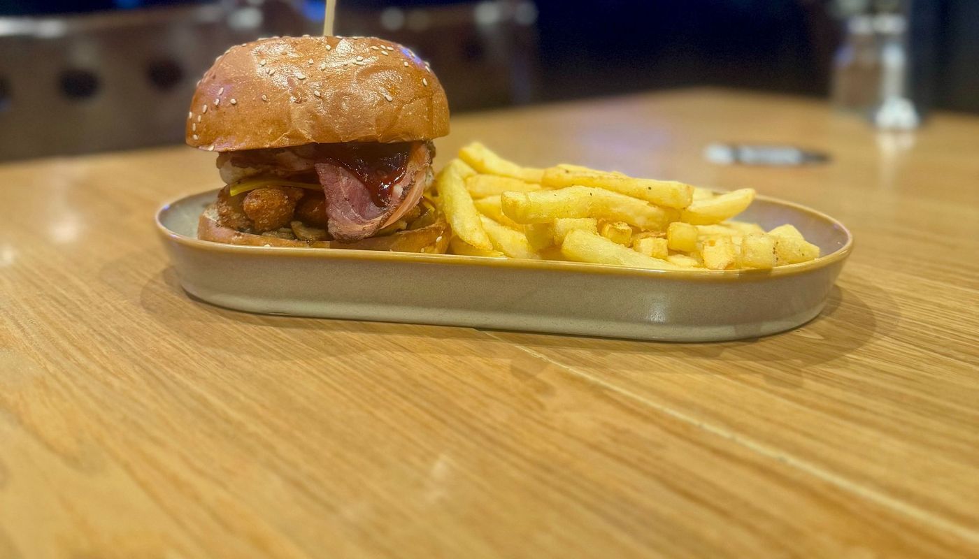 Mega BBQ Chicken brgr