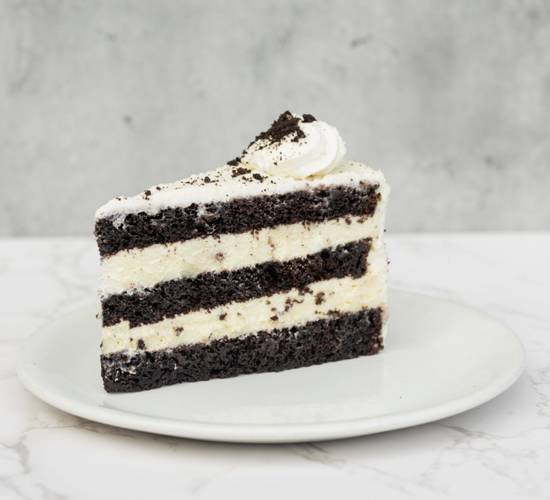 Oreo Mousse Cheese Cake Slice