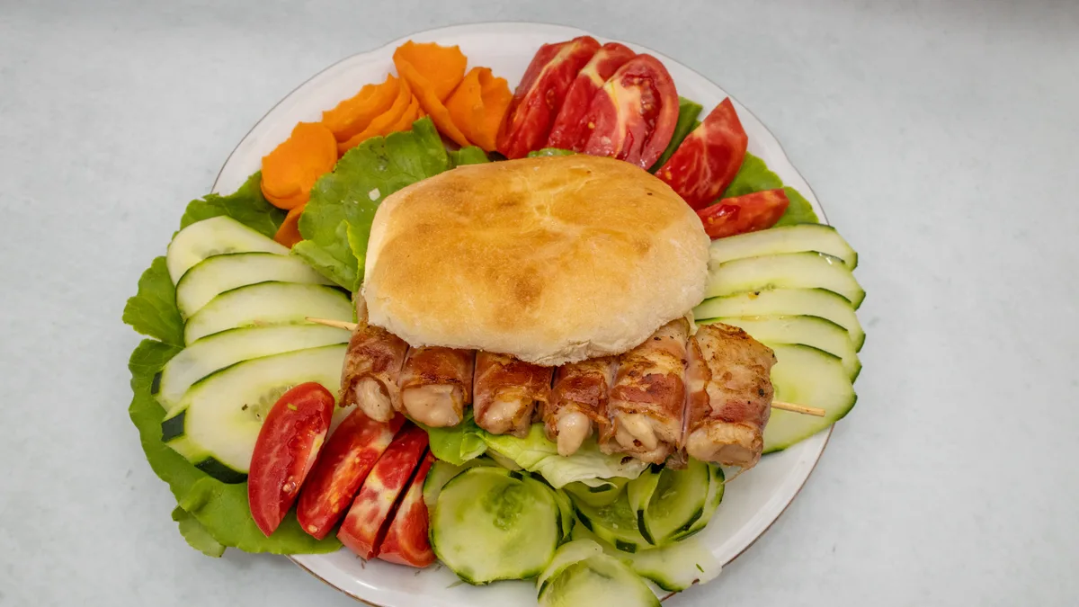 Pileći ražnjić 200g