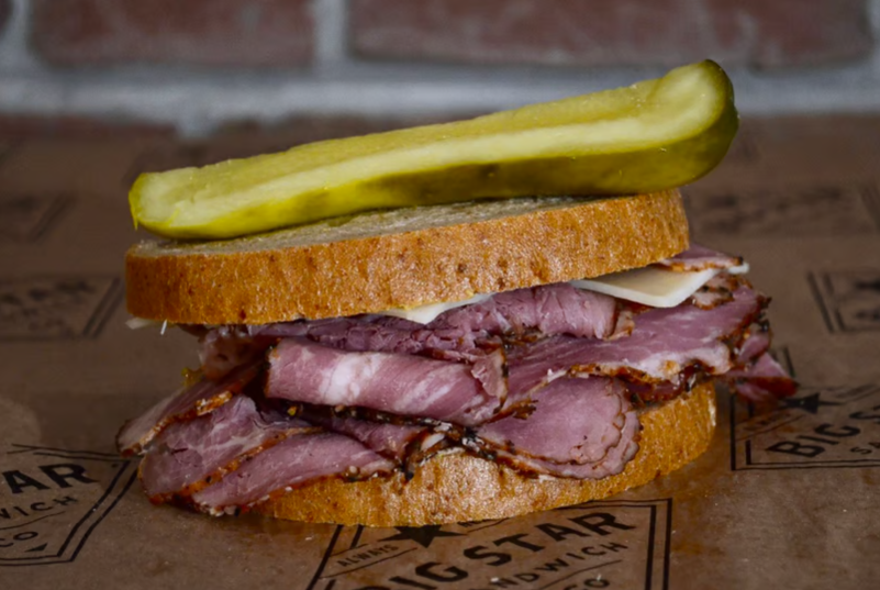 #12 - Smoked Meat on Rye Combo