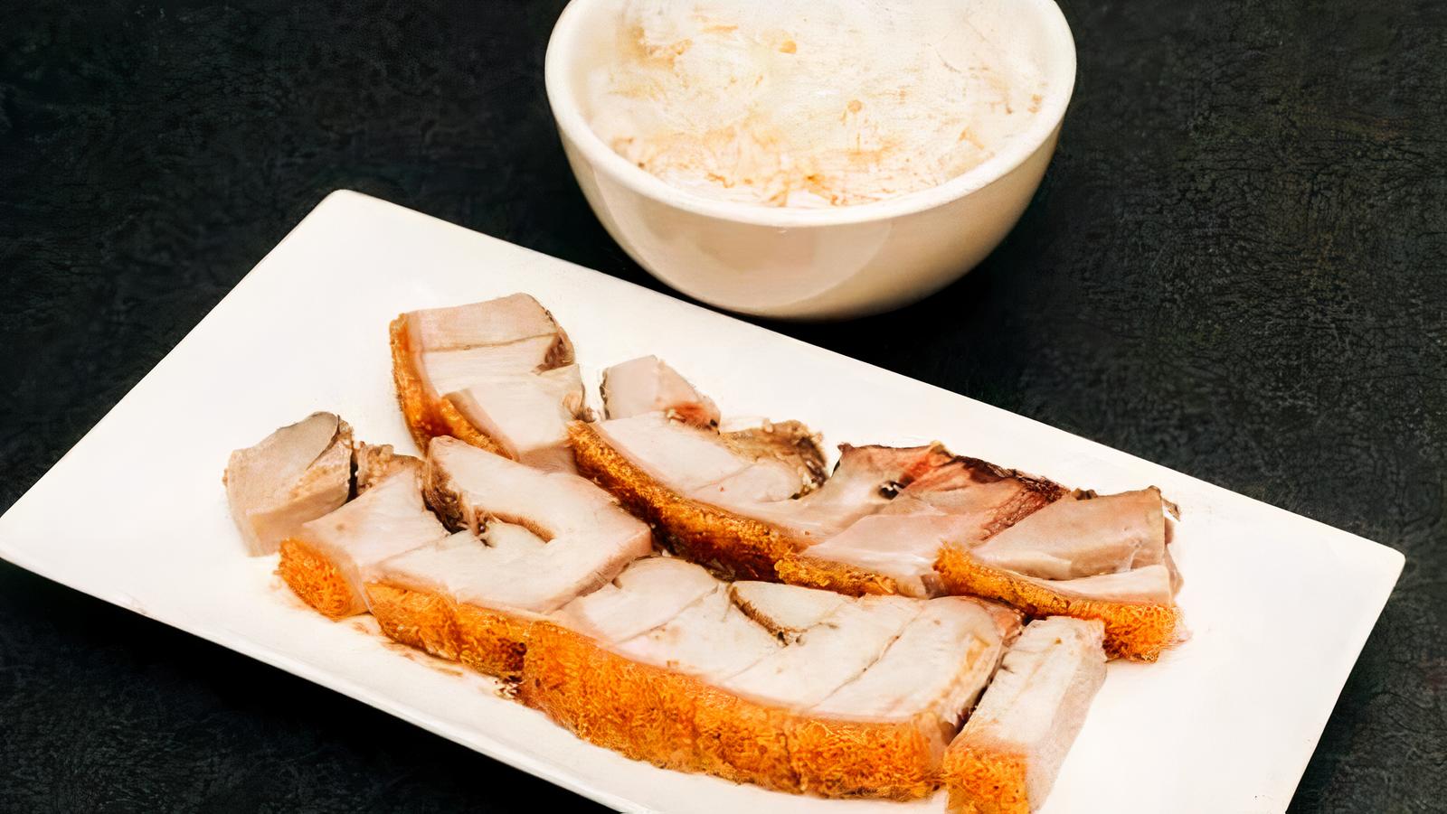 Roast Pig over Rice 脆皮燒肉飯
