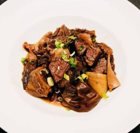Stewed Beef Brisket and Tendon 柱侯牛腩