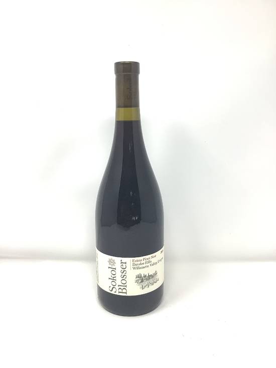 Sokol Blosser Dundee Hills Pinot Noir