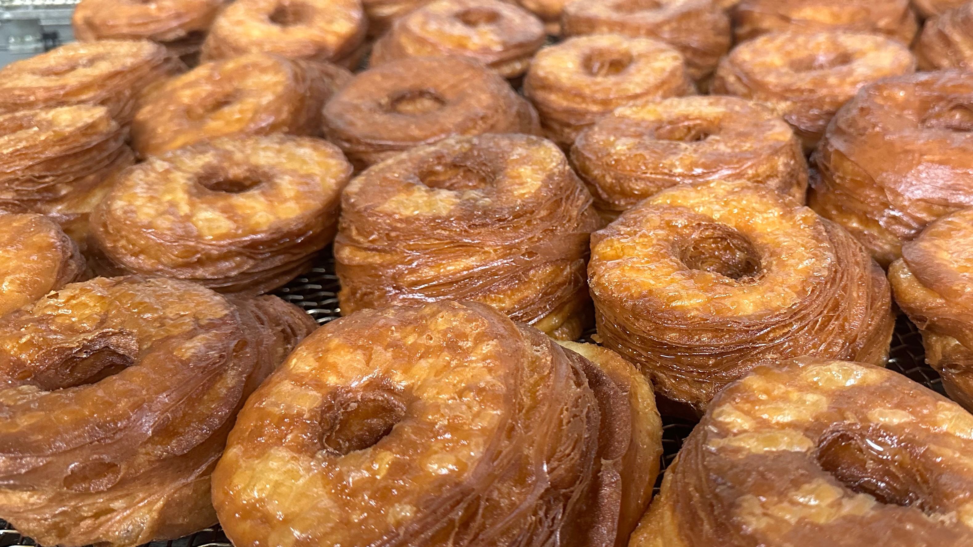 Cronuts ( glaze, Cho, maple , sugar)