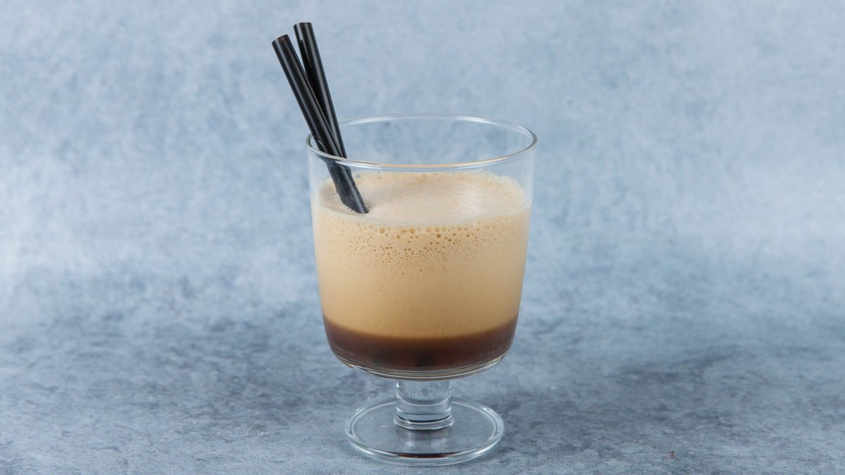 Espresso sa mlekom
