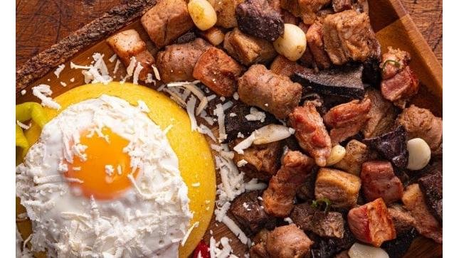 Tochitura de porc la ceaun