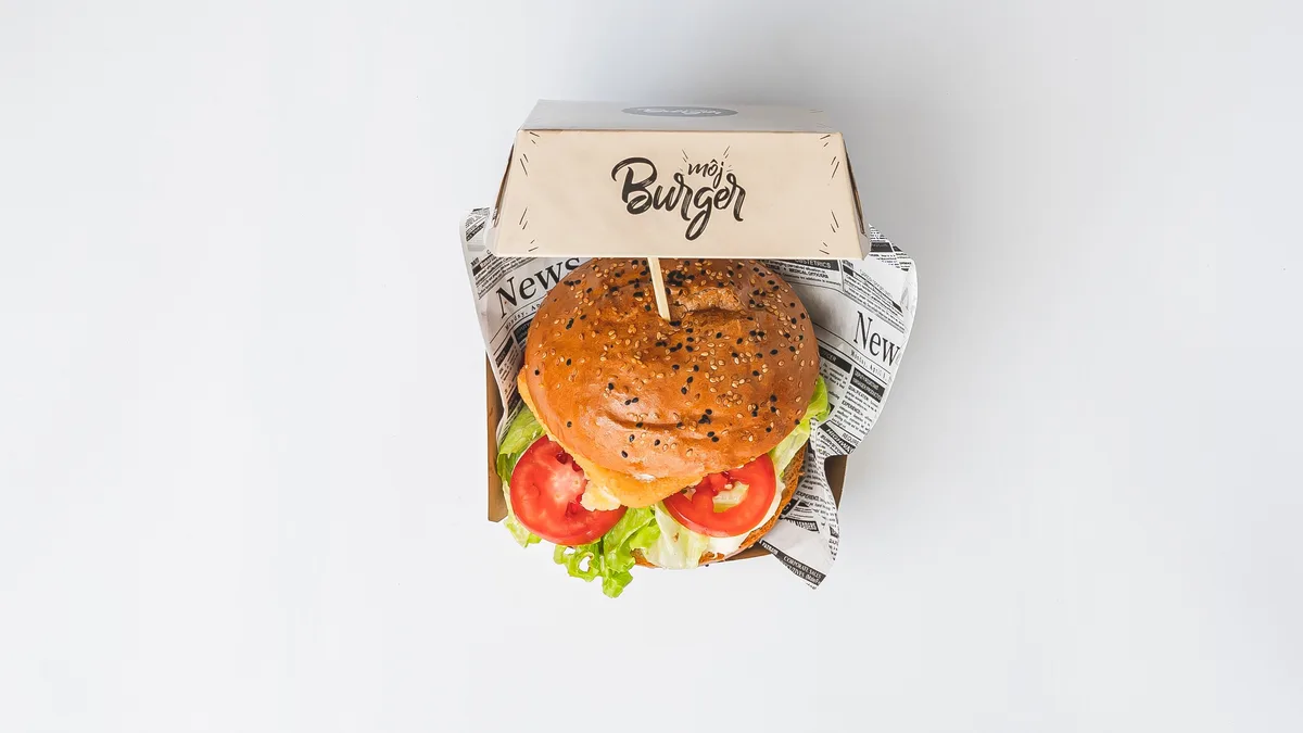 Syrový burger