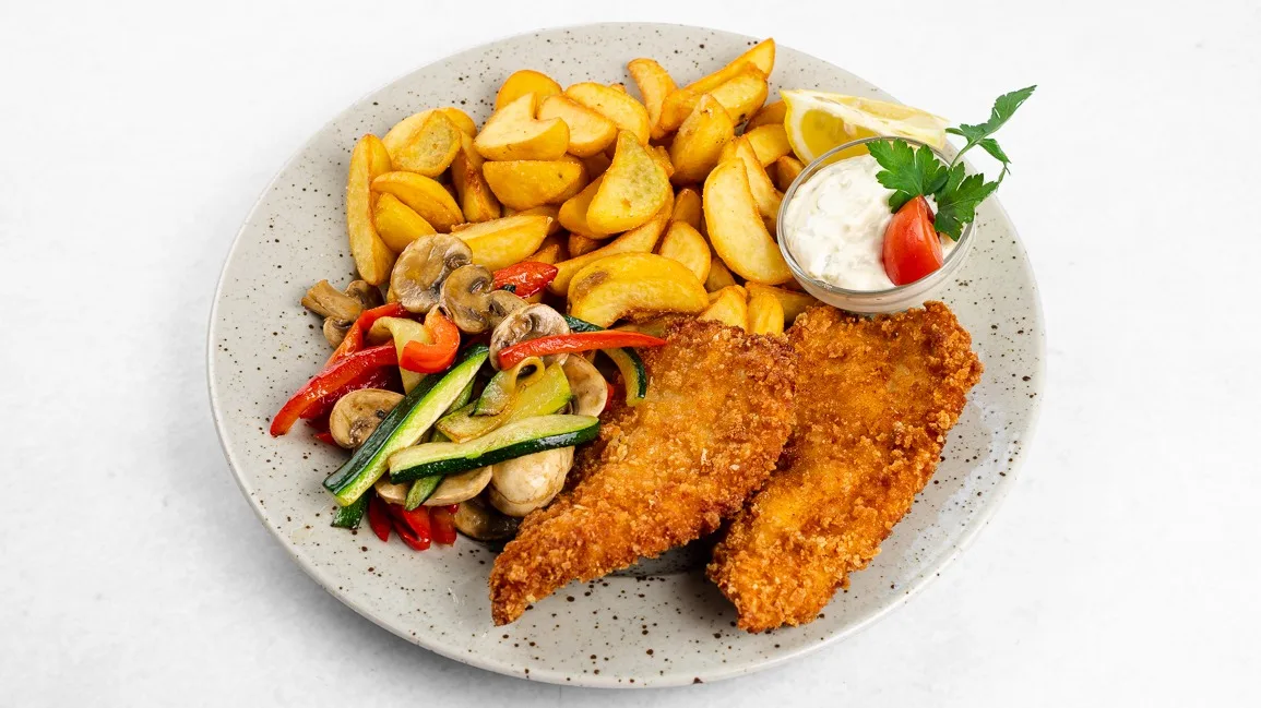 Ocvrta piščančja prsa v panko drobtinah