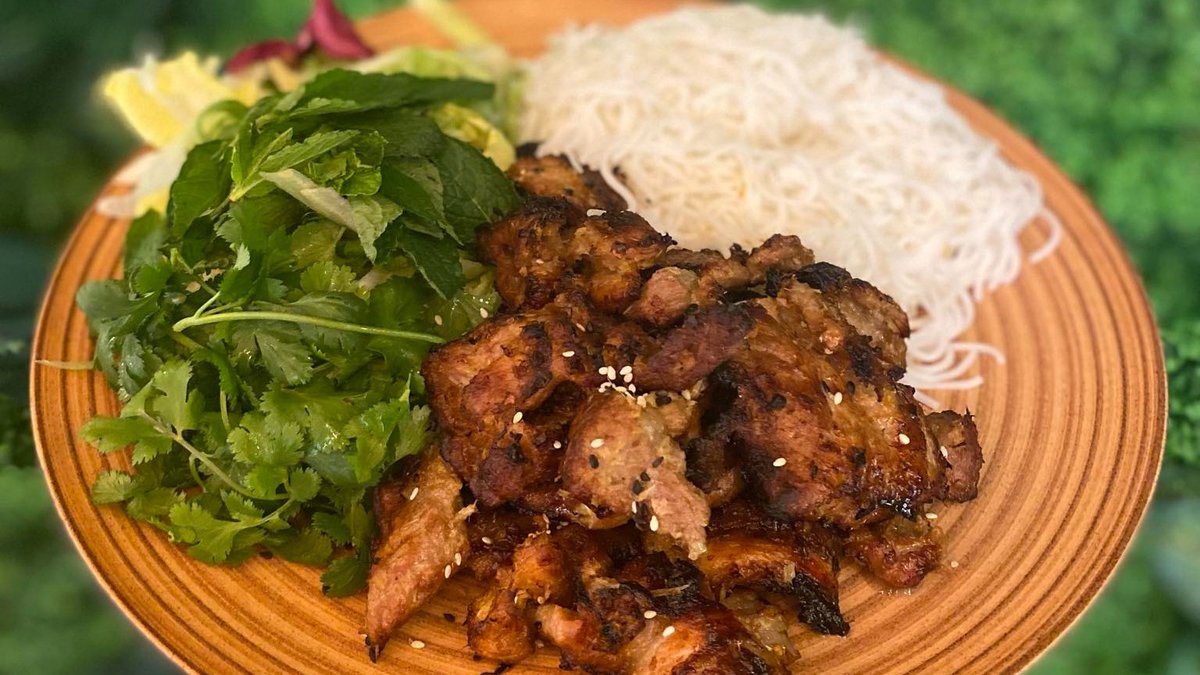 H4. Bun cha