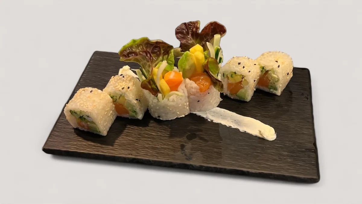 14. Bites'salmon Roll 6pcs.