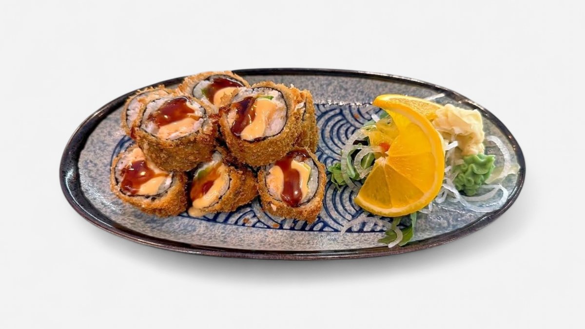 S228. Crispy Lachs Avo Maki 8pcs.