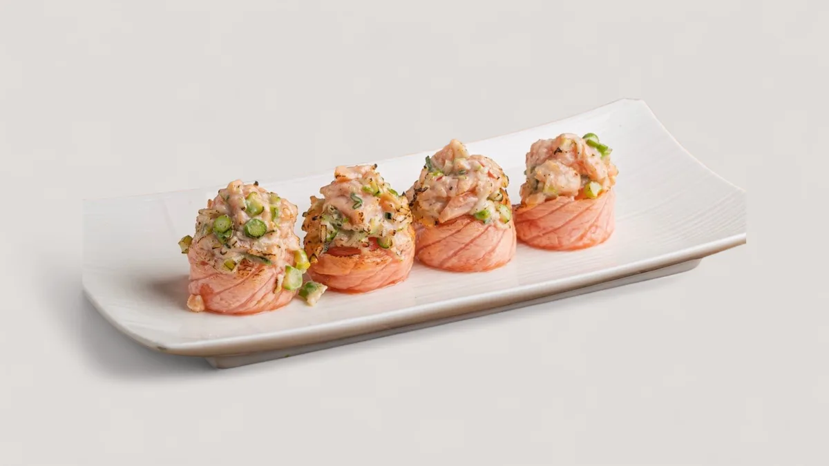 S233. Bites Salmon Rose 4pcs.