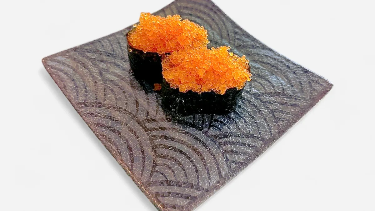 S25. Tobico Nigiri (2pcs.)