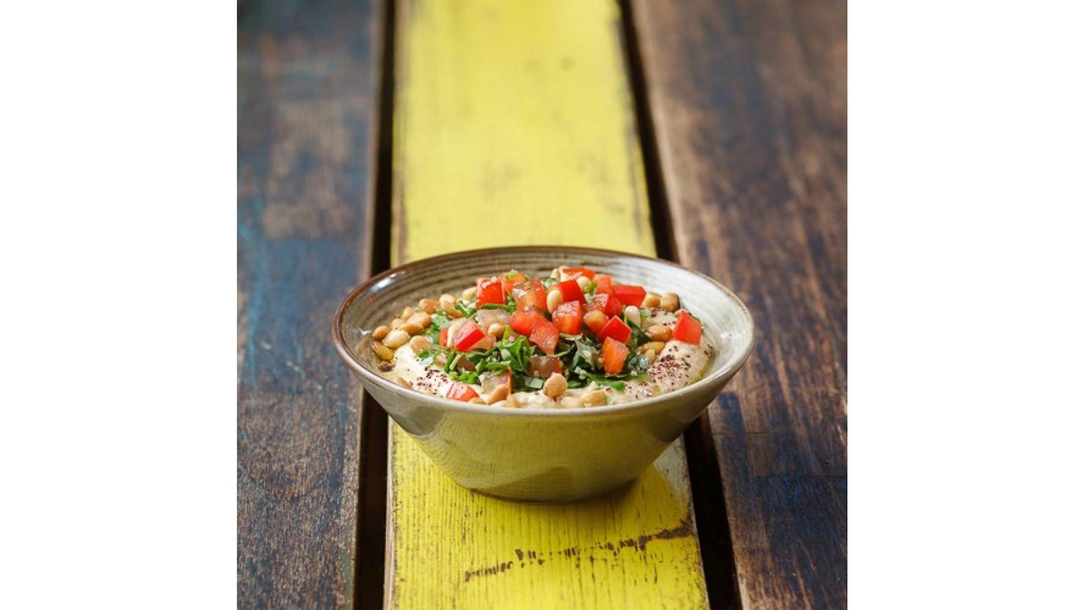 Hummus With Tabbouleh