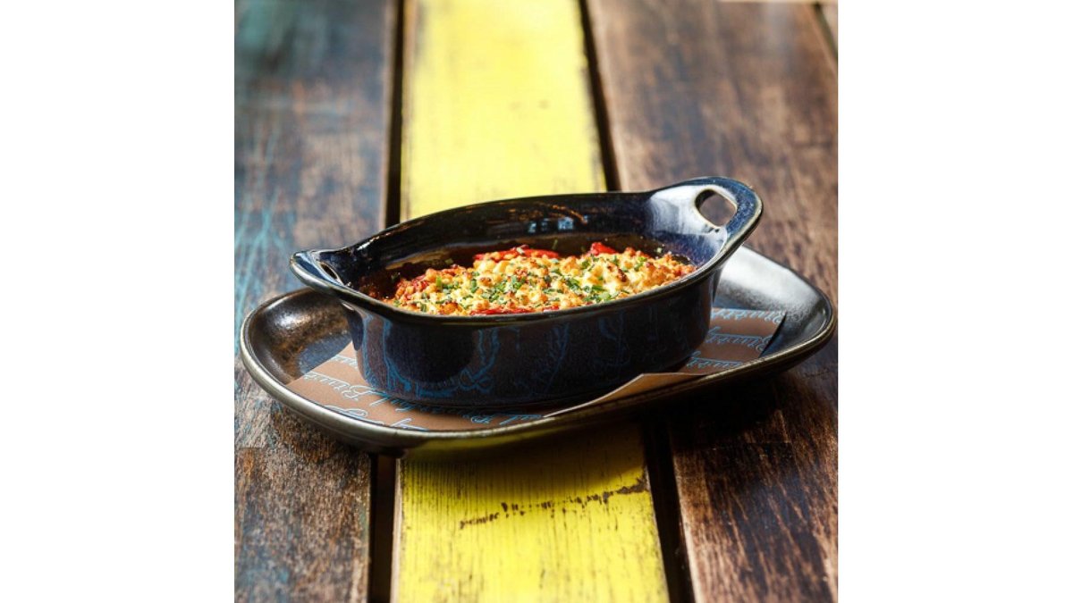 Piperchi with fresh sheep cheese