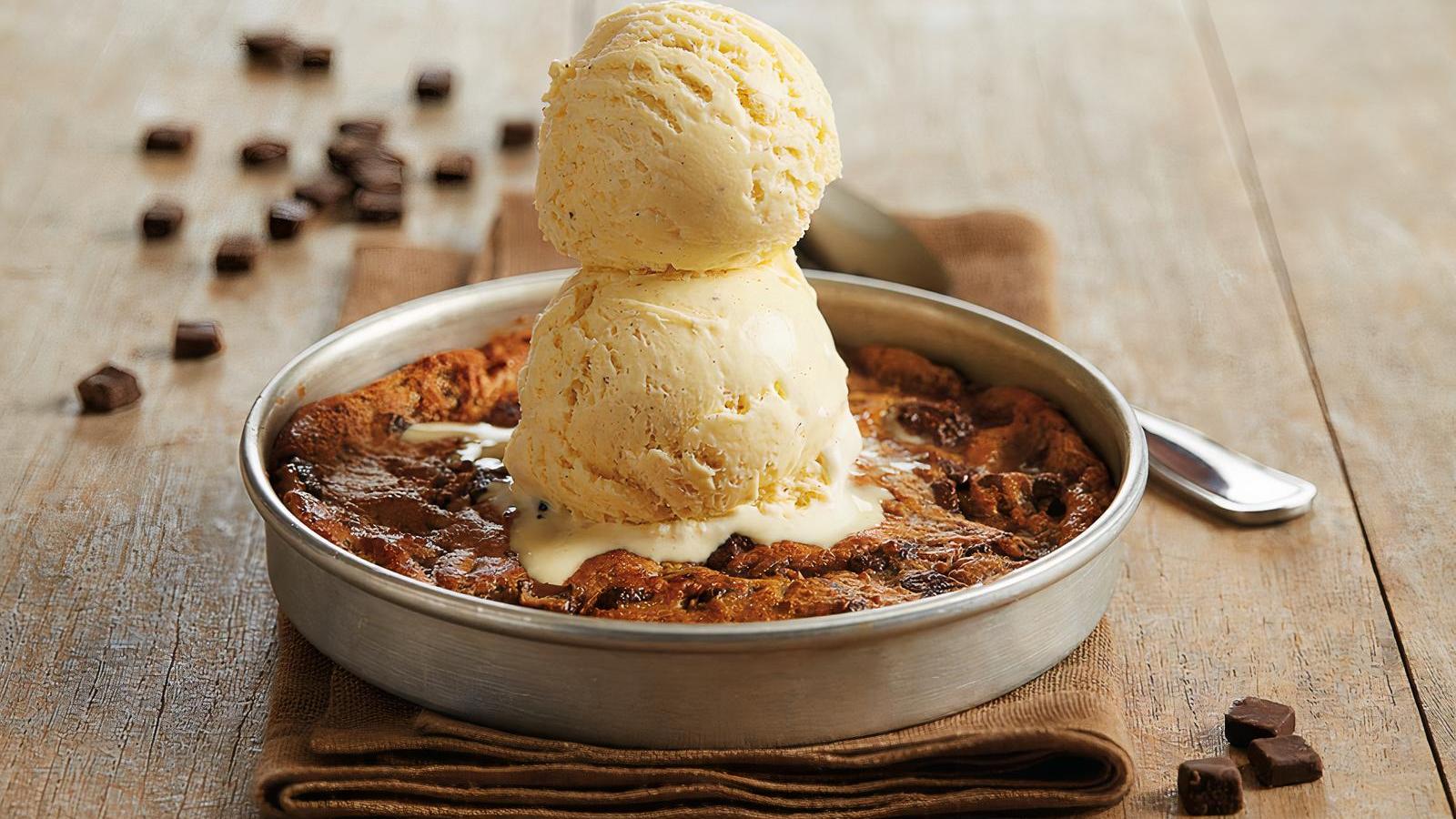 Chocolate Chunk Pizookie