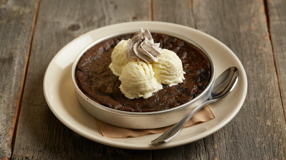 Cookies 'N' Cream Pizookie