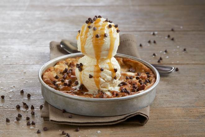 Salted Caramel Pizookie