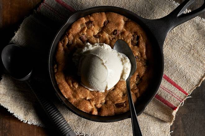 Chocolate Chip Cowboy Cookie (Desserts)