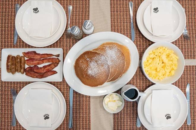 Bacon, Eggs and Pancakes Family Meal