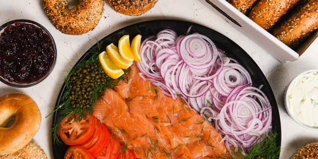 Small Classic Lox Platter