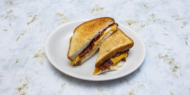 Gluten-Free Breakfast Sandwich