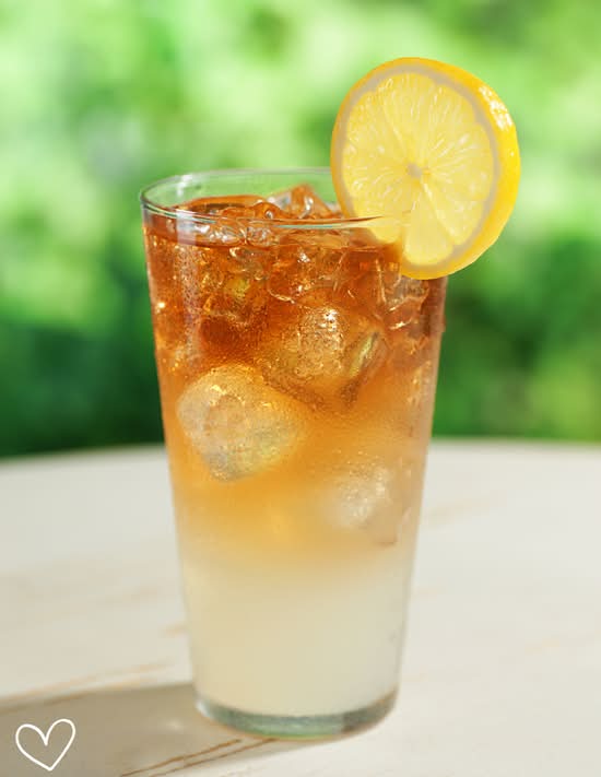 Arnold Palmer (Iced Tea + Lemonade)