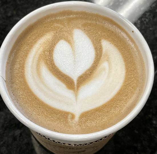 HOT CAFFE LATTE, 16oz